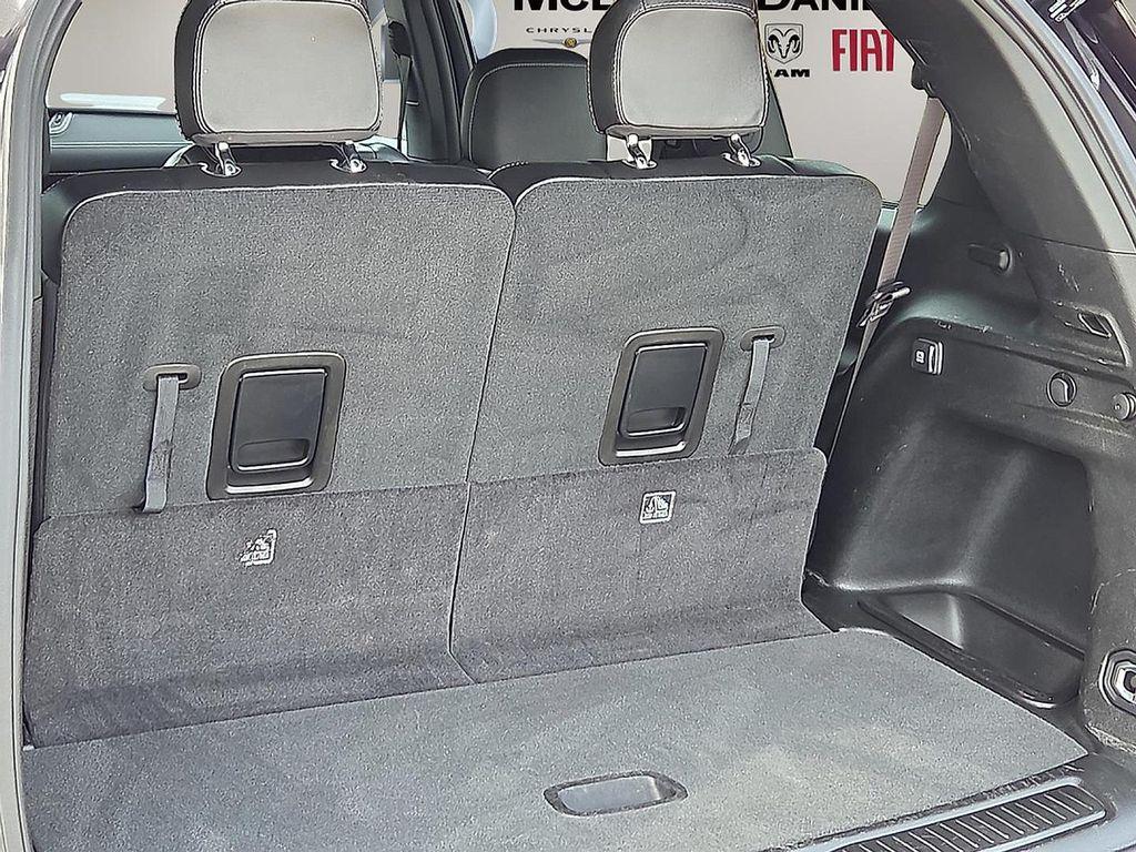 used 2024 Jeep Grand Cherokee L car, priced at $31,914