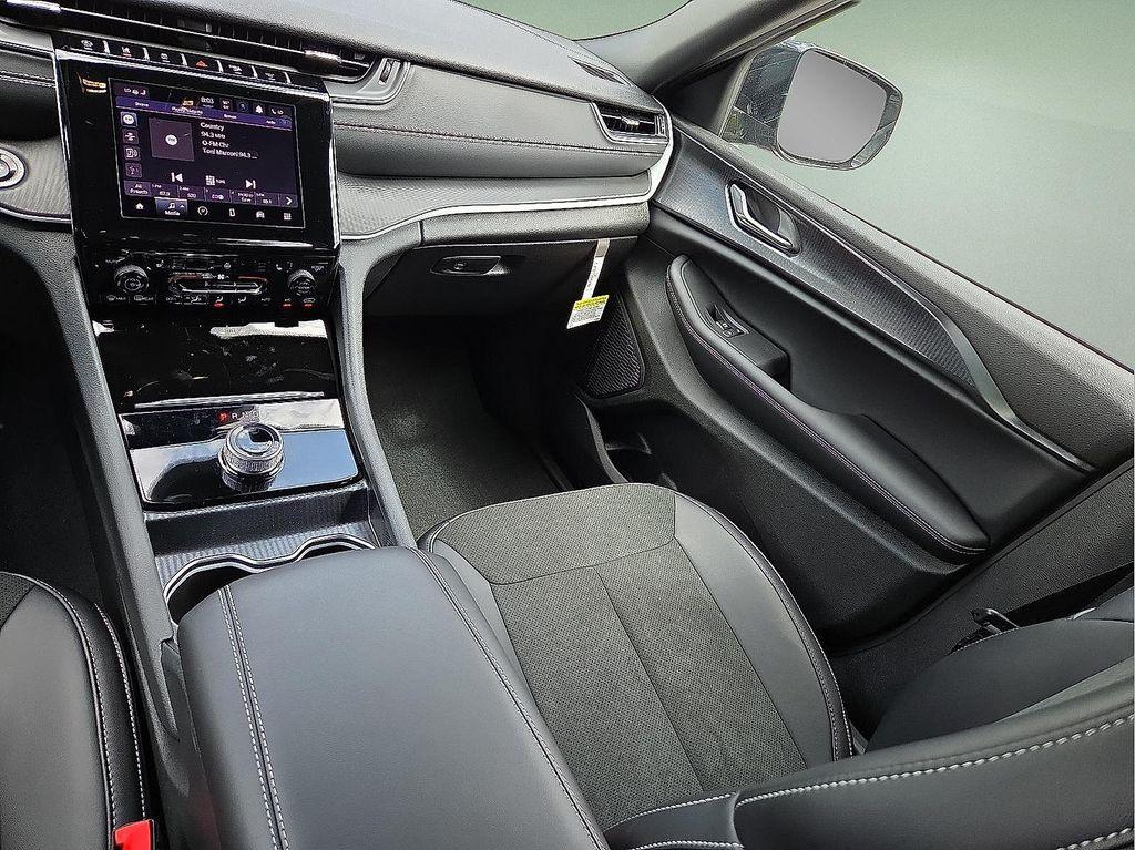 new 2025 Jeep Grand Cherokee L car, priced at $44,853