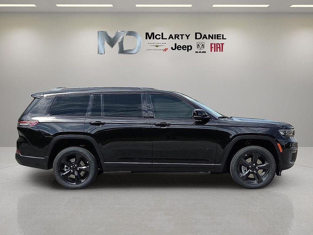 new 2025 Jeep Grand Cherokee L car, priced at $44,853