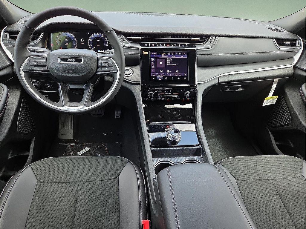 new 2025 Jeep Grand Cherokee L car, priced at $44,853