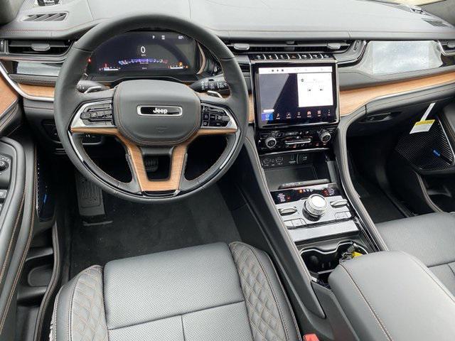 new 2025 Jeep Grand Cherokee car, priced at $61,178