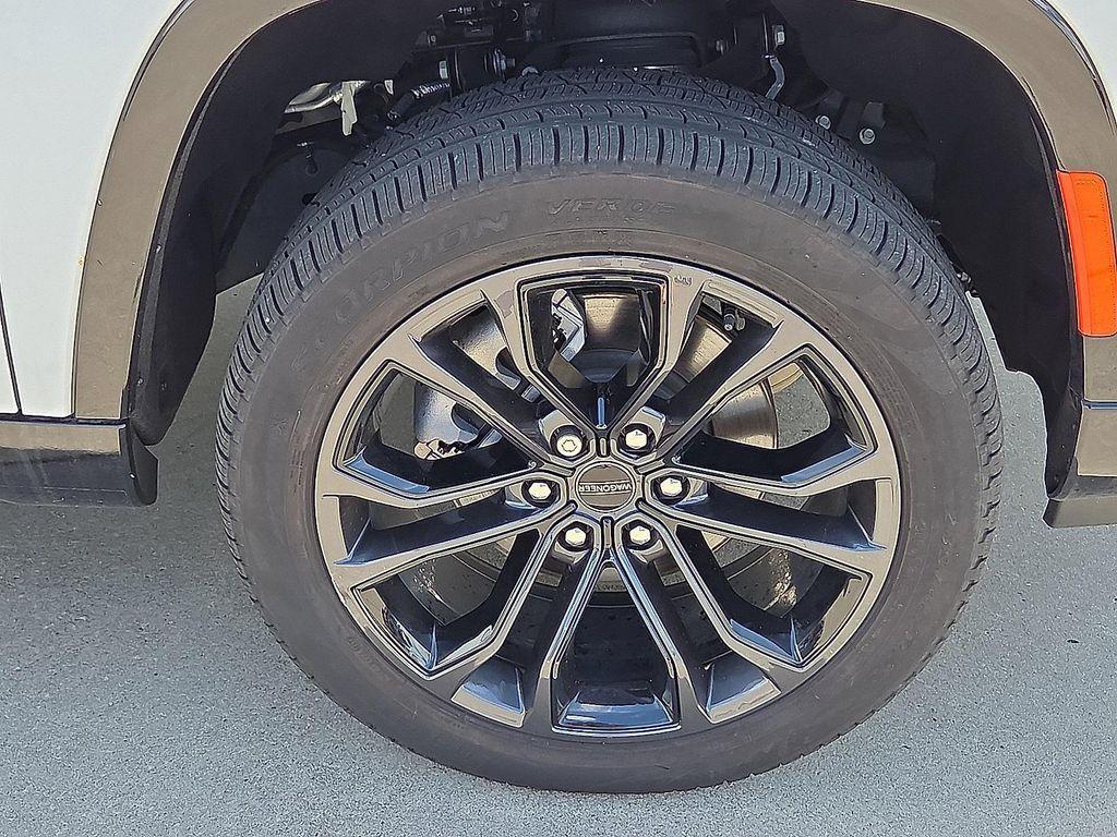 new 2024 Jeep Grand Wagoneer car, priced at $84,994