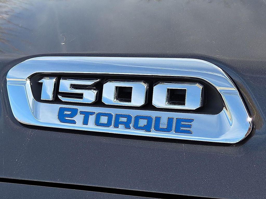 new 2025 Ram 1500 car, priced at $50,313