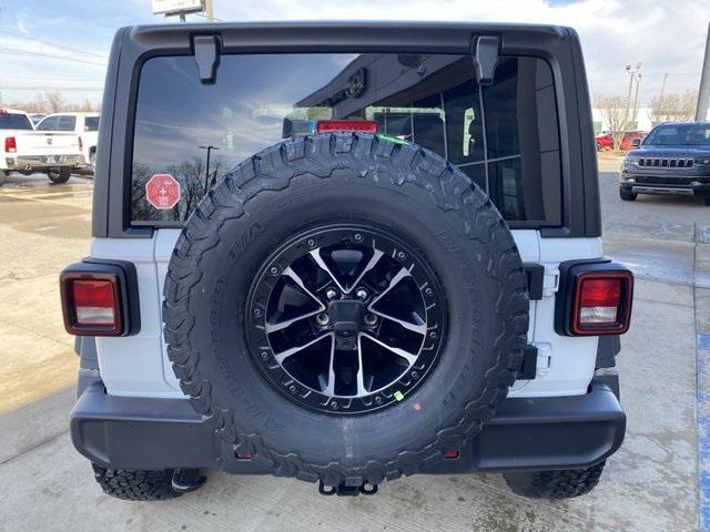 new 2025 Jeep Wrangler car, priced at $43,108