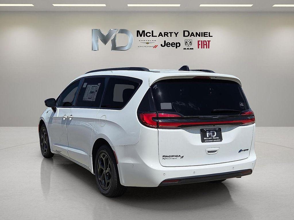 new 2024 Chrysler Pacifica Hybrid car, priced at $52,973