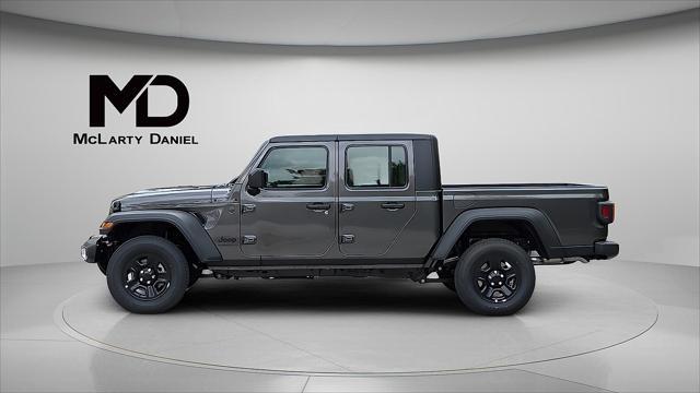 new 2025 Jeep Gladiator car, priced at $39,372
