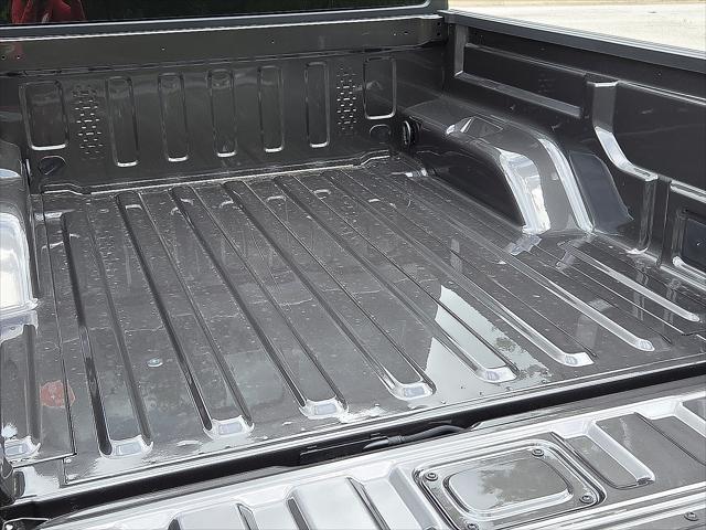 new 2025 Jeep Gladiator car, priced at $39,372