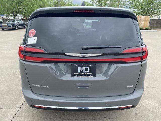 new 2025 Chrysler Pacifica car, priced at $53,775
