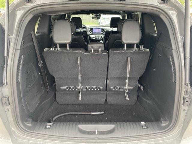 new 2025 Chrysler Pacifica car, priced at $53,775