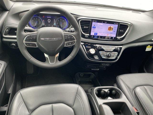 new 2025 Chrysler Pacifica car, priced at $53,775