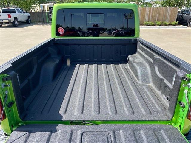 new 2025 Jeep Gladiator car, priced at $49,703