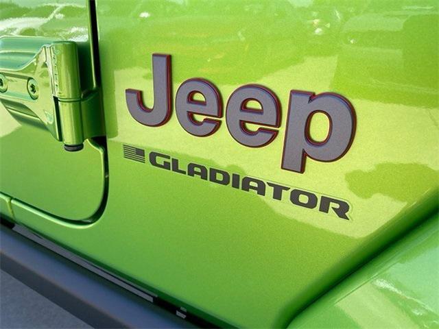 new 2025 Jeep Gladiator car, priced at $49,703