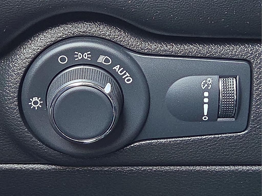 used 2024 Dodge Durango car, priced at $29,337