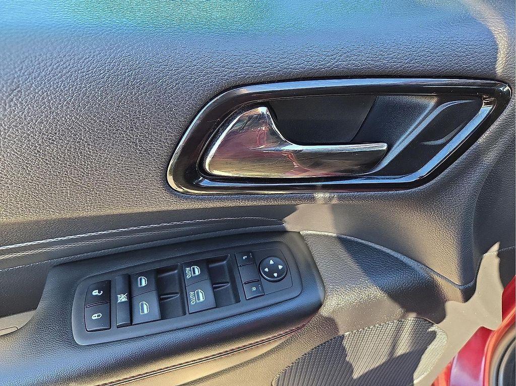 used 2024 Dodge Durango car, priced at $29,337