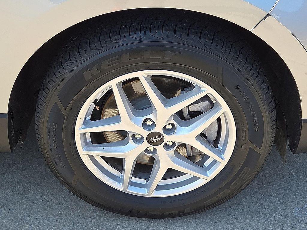 used 2024 Ford Edge car, priced at $20,328