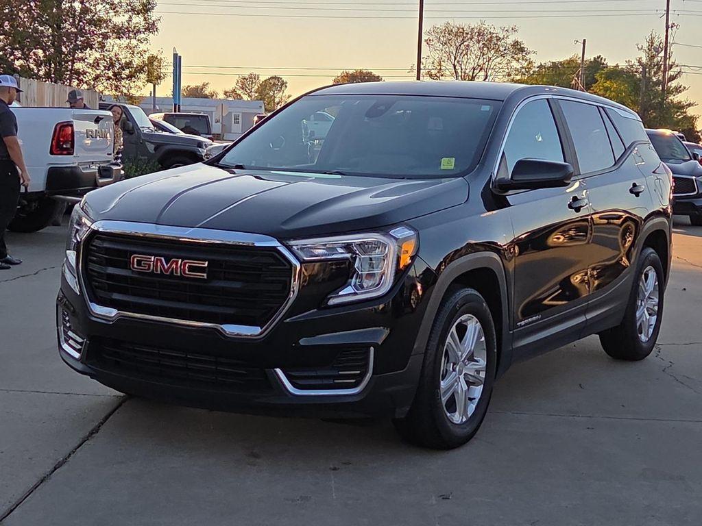 used 2024 GMC Terrain car, priced at $21,944