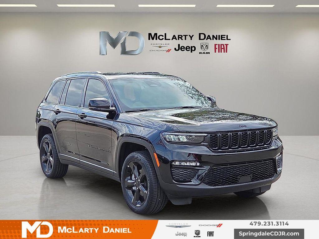 new 2025 Jeep Grand Cherokee car, priced at $44,242