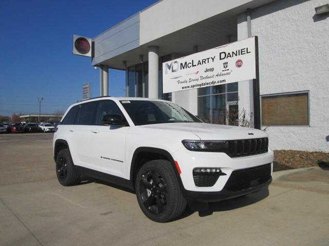 new 2025 Jeep Grand Cherokee car, priced at $51,940