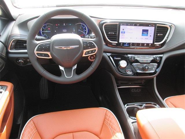 new 2024 Chrysler Pacifica car, priced at $53,994