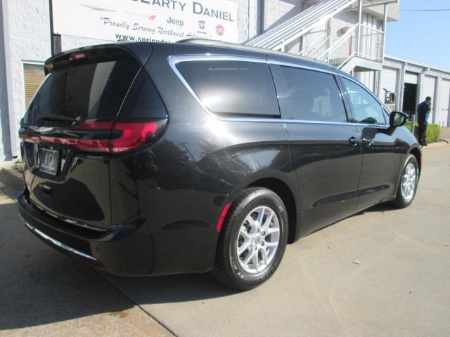 used 2022 Chrysler Pacifica car, priced at $23,617