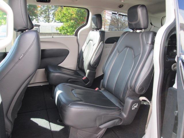 used 2022 Chrysler Pacifica car, priced at $23,617