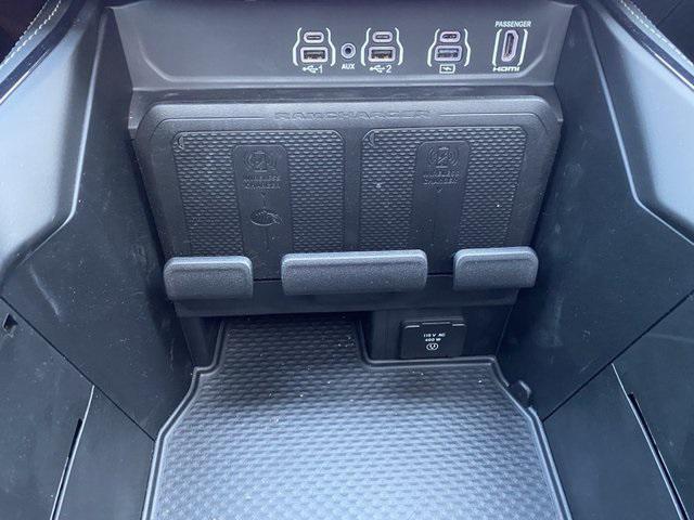 new 2025 Ram 1500 car, priced at $77,010