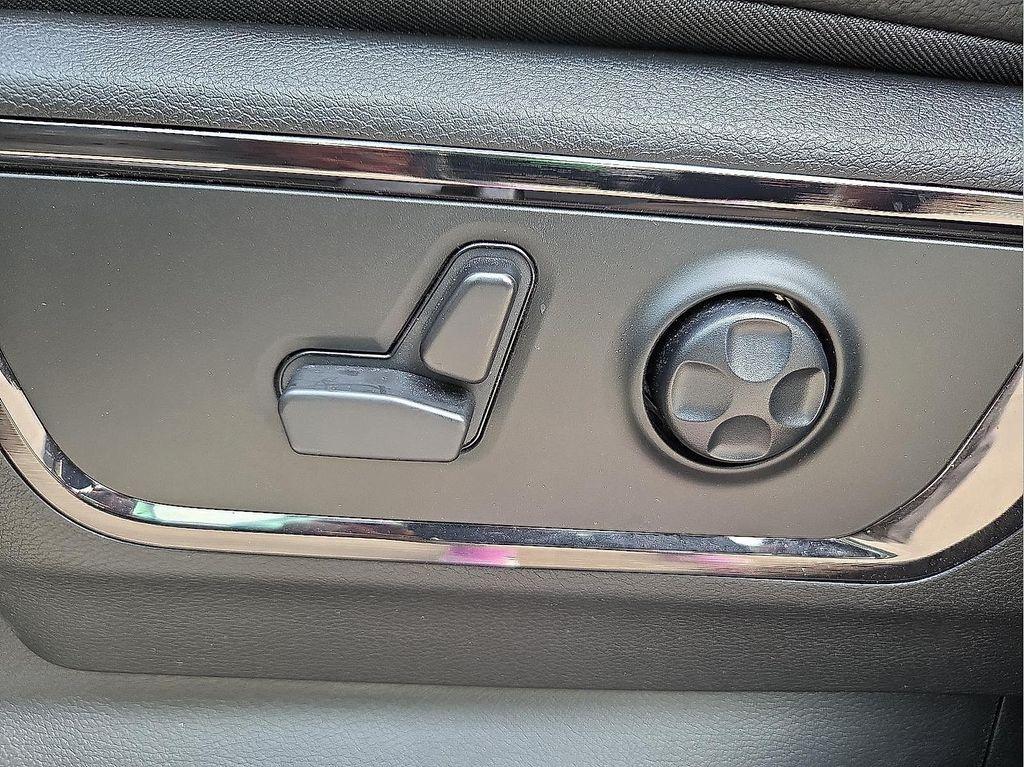new 2025 Ram 1500 car, priced at $71,760