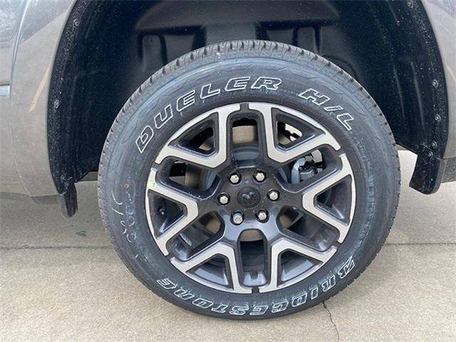 new 2025 Ram 1500 car, priced at $58,261