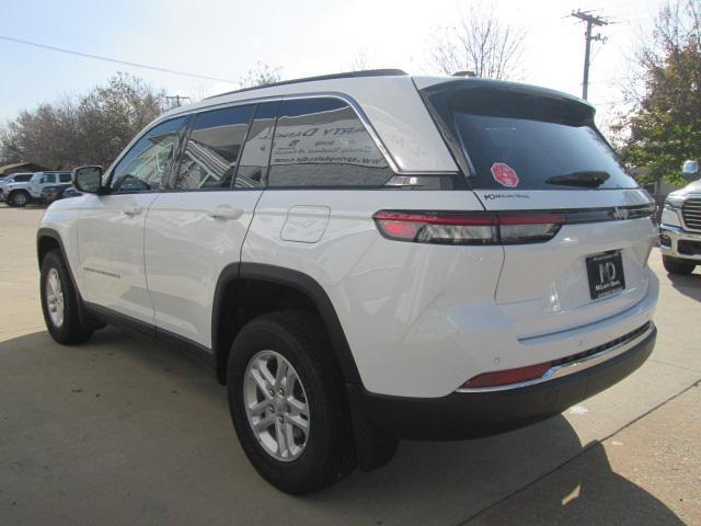 new 2025 Jeep Grand Cherokee car, priced at $39,255