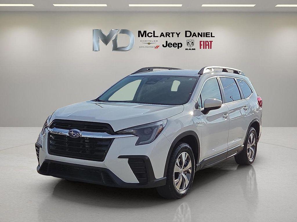 used 2025 Subaru Ascent car, priced at $32,165