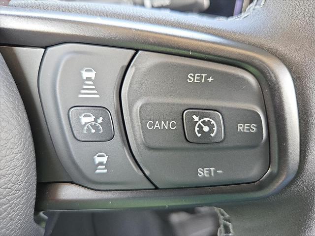 new 2025 Jeep Gladiator car, priced at $46,340
