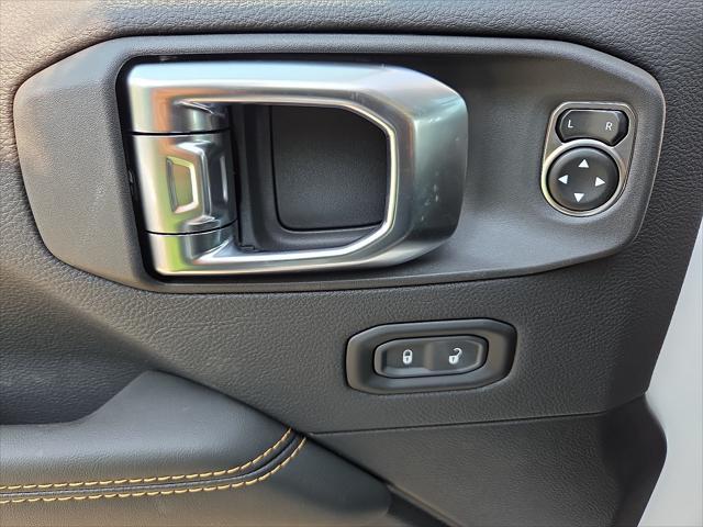 new 2025 Jeep Gladiator car, priced at $48,090