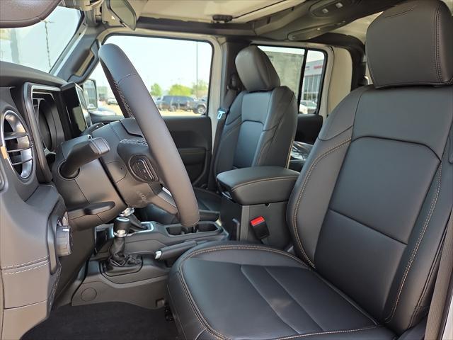 new 2025 Jeep Gladiator car, priced at $48,090