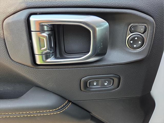 new 2025 Jeep Gladiator car, priced at $46,340