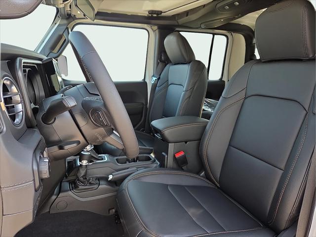 new 2025 Jeep Gladiator car, priced at $46,340