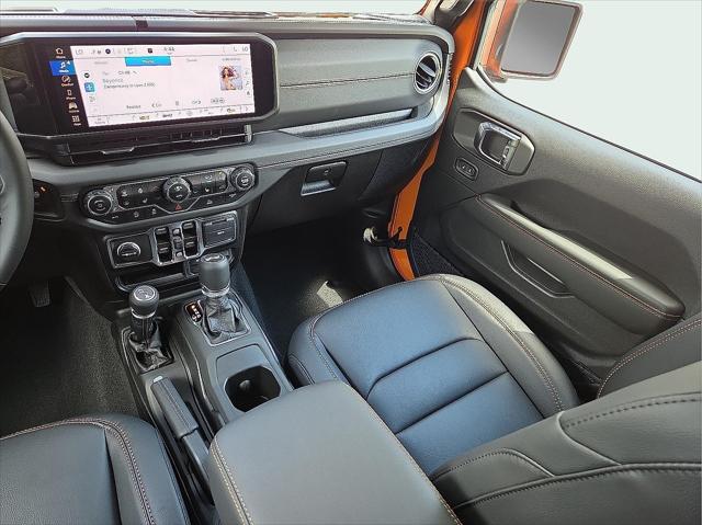 new 2025 Jeep Wrangler car, priced at $54,680