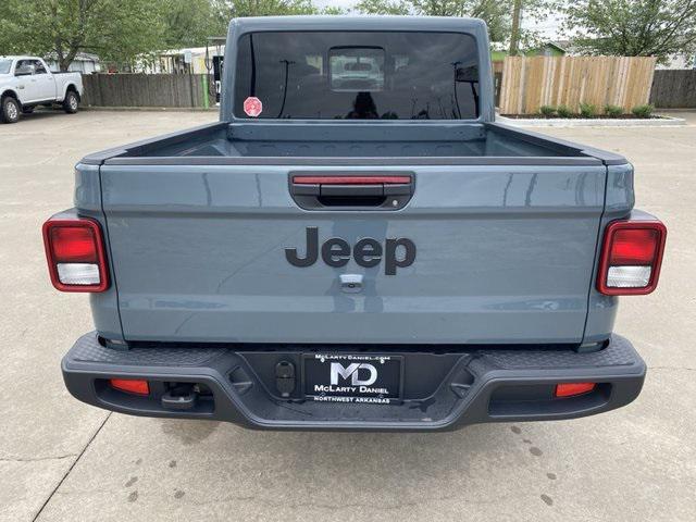 new 2025 Jeep Gladiator car, priced at $41,885