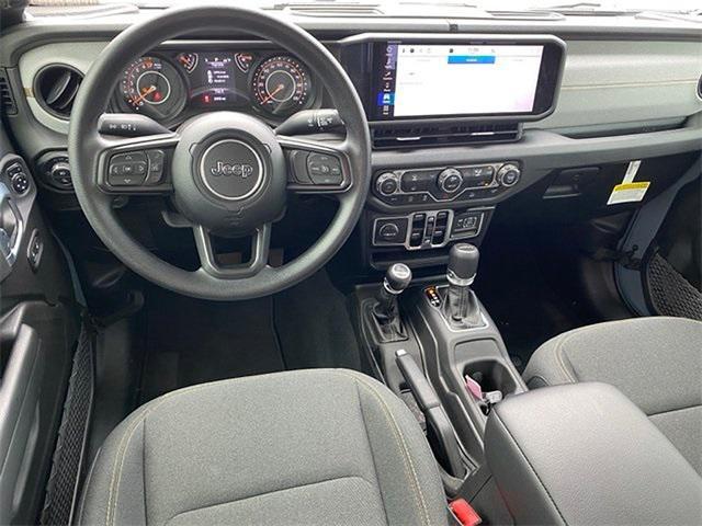 new 2025 Jeep Gladiator car, priced at $39,385