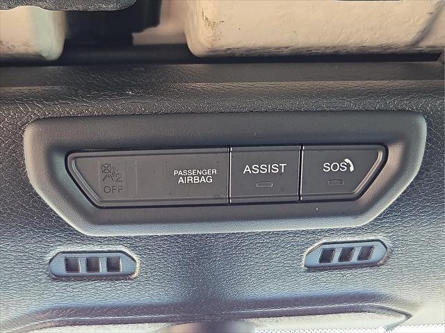 used 2023 Jeep Gladiator car, priced at $33,126