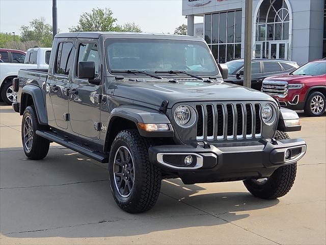 used 2023 Jeep Gladiator car, priced at $32,884