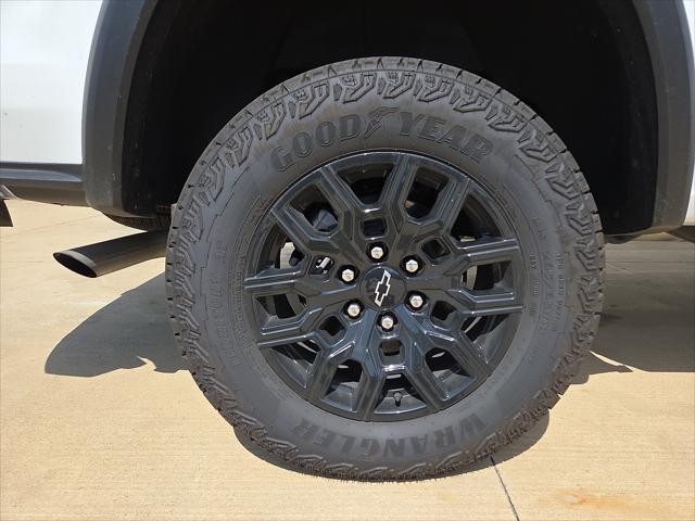 used 2024 Chevrolet Colorado car, priced at $40,942