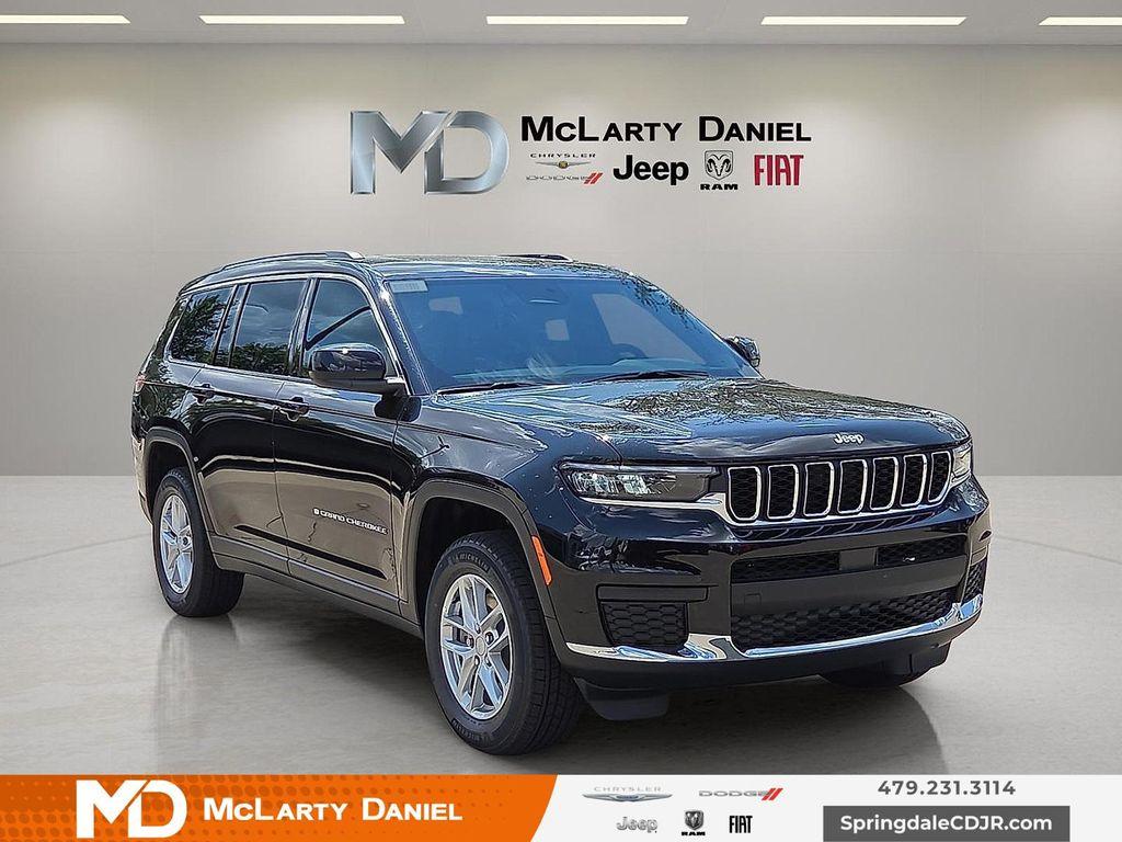 new 2025 Jeep Grand Cherokee L car, priced at $42,069