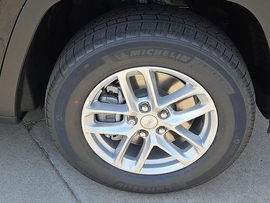 new 2025 Jeep Grand Cherokee L car, priced at $40,662