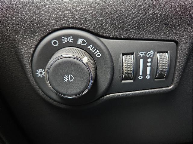 new 2025 Jeep Compass car, priced at $22,563