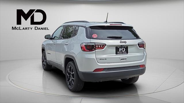 new 2025 Jeep Compass car, priced at $22,563
