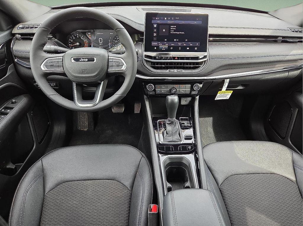 new 2025 Jeep Compass car, priced at $25,932