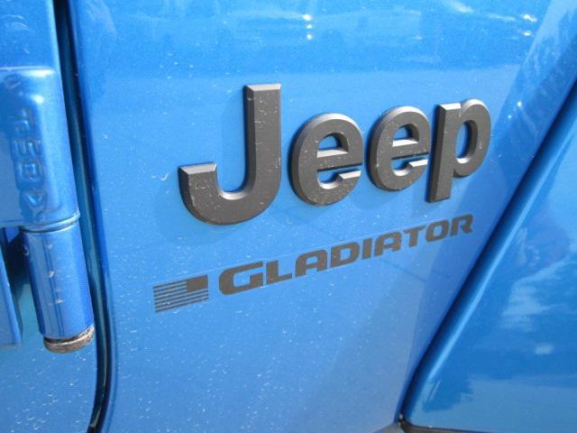 new 2024 Jeep Gladiator car, priced at $40,394