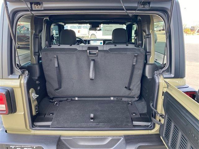 new 2025 Jeep Wrangler car, priced at $43,131