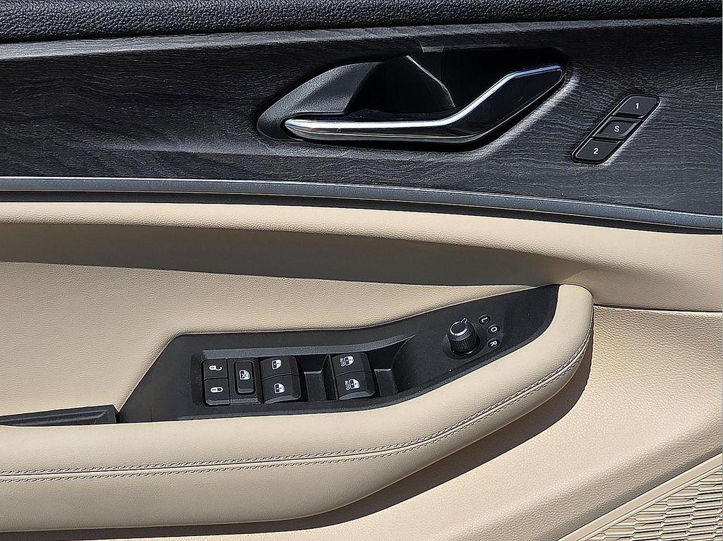 new 2025 Jeep Grand Cherokee car, priced at $49,627