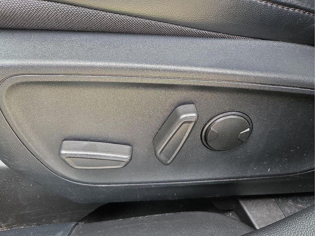 used 2024 Ford Escape car, priced at $21,892